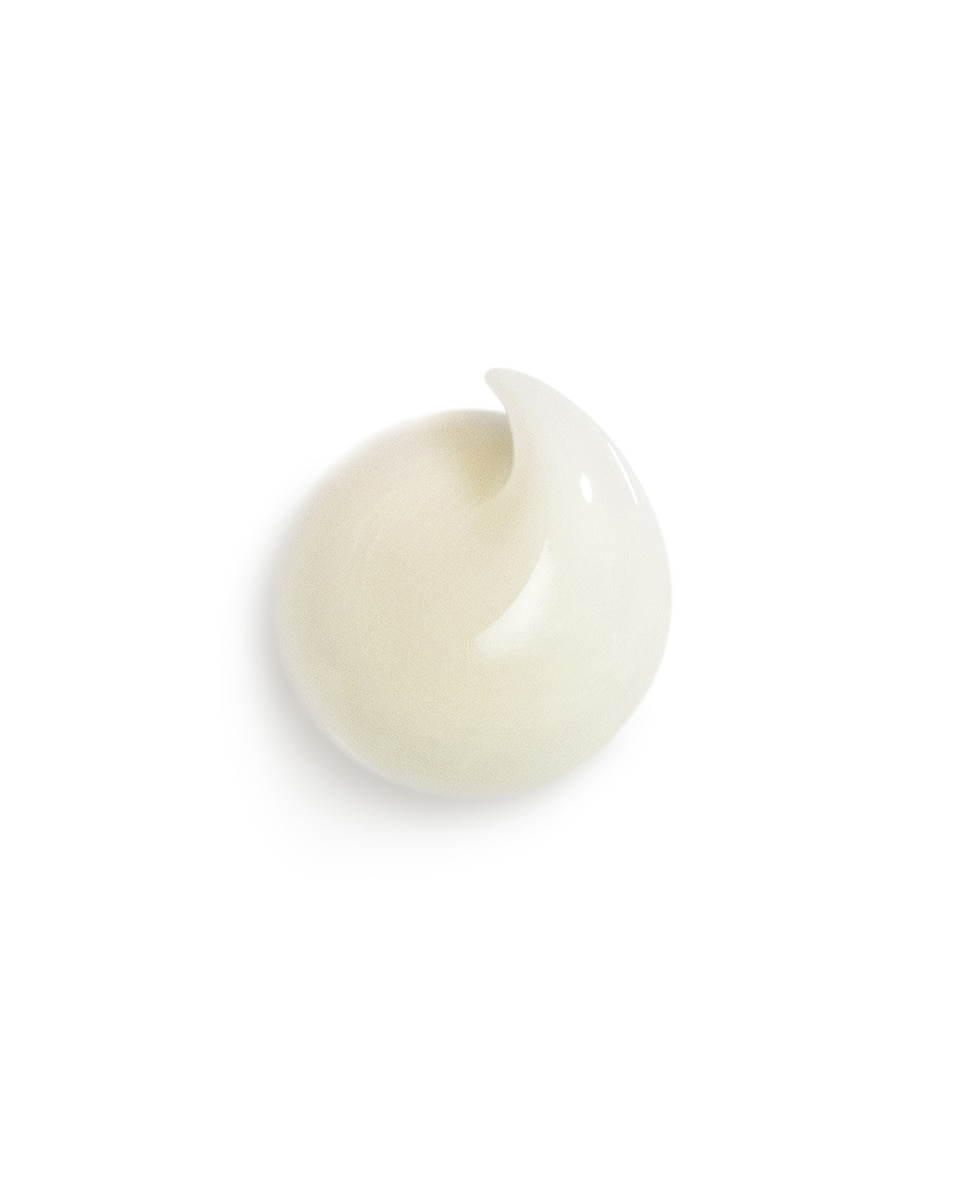 REGENERATING HAIR CARE MASK WITH 4 BOTANICAL OILS